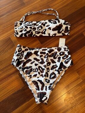 Brown & White Leopard High-Waist two piece Bikini set in size medium. Beach Jay